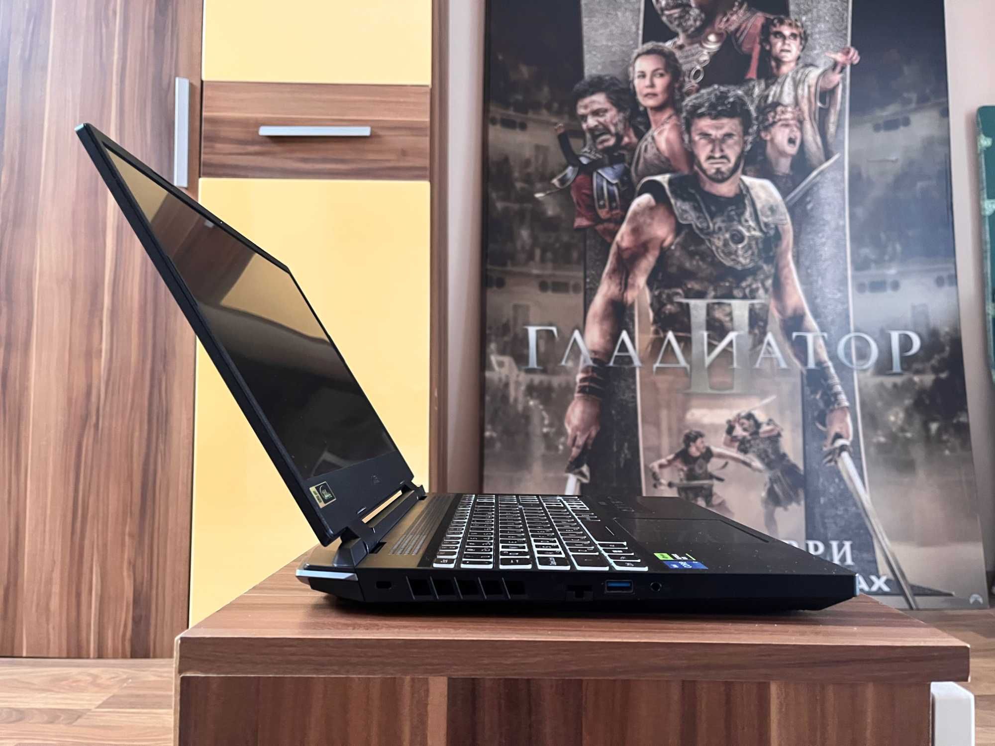 Acer Nitro 15.6" i7 RTX 4060 Ti – като нов