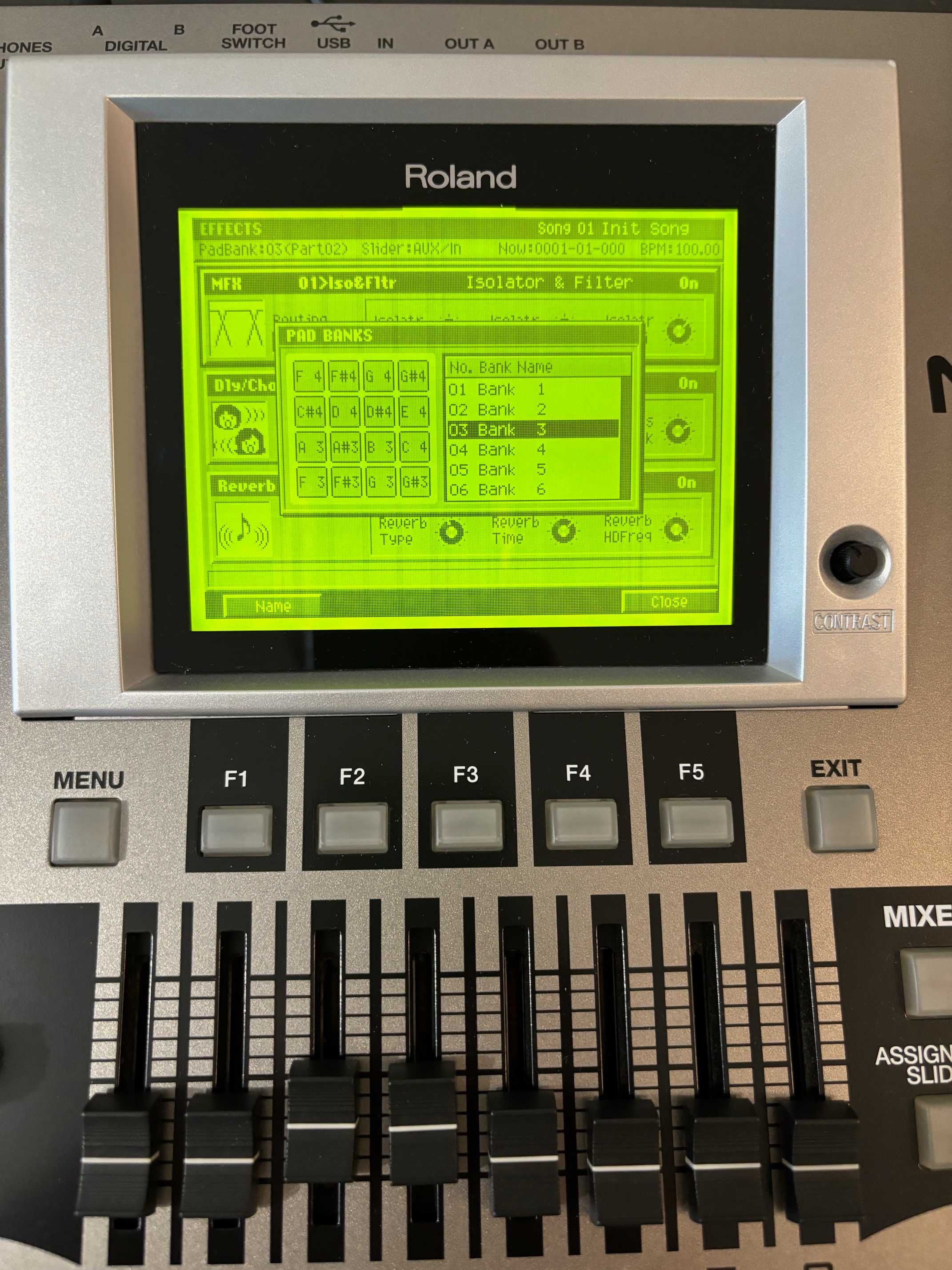 Roland MV 8000 + case