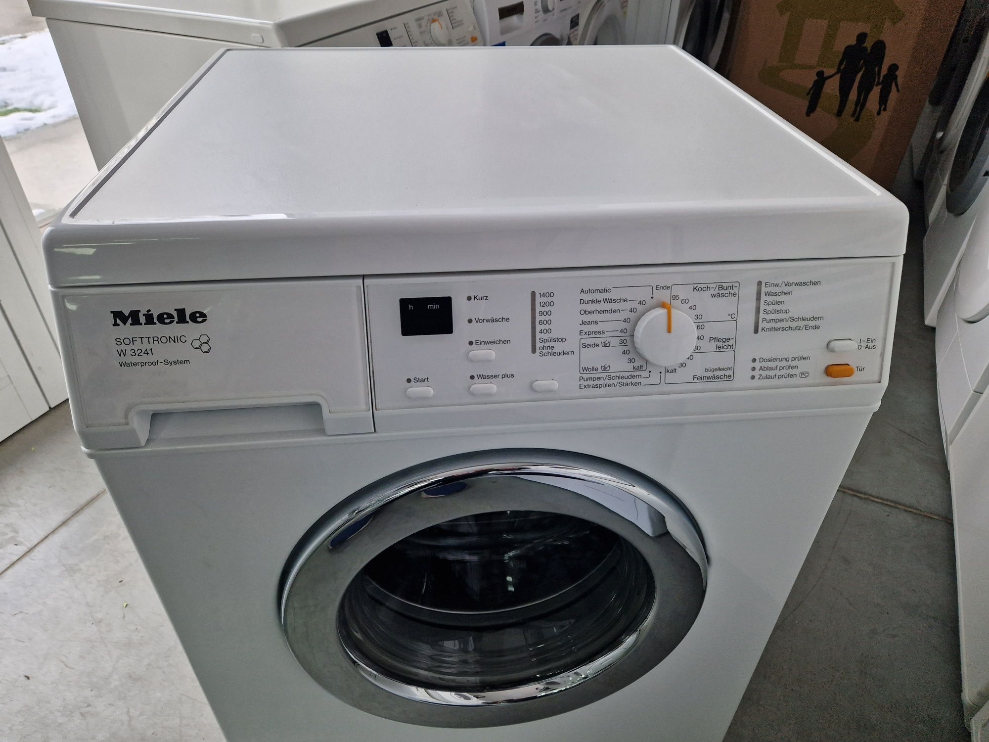 Пералня MIELE W 3241 пчелна пита