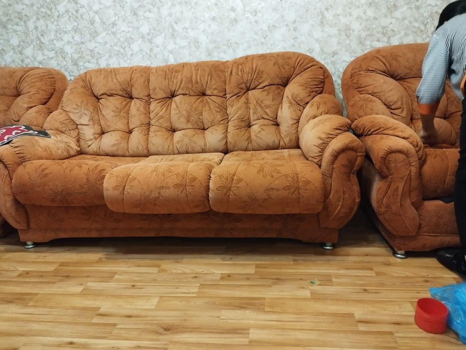 Продается мягкий уголок 3+2+1