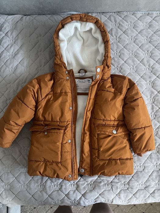 Продам Детскую куртку демисезонную