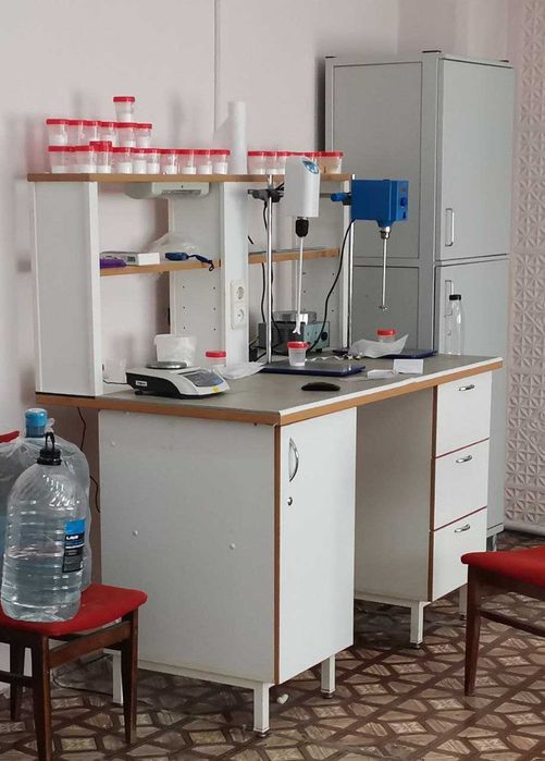 лабораторная и офисная мебель Б/У