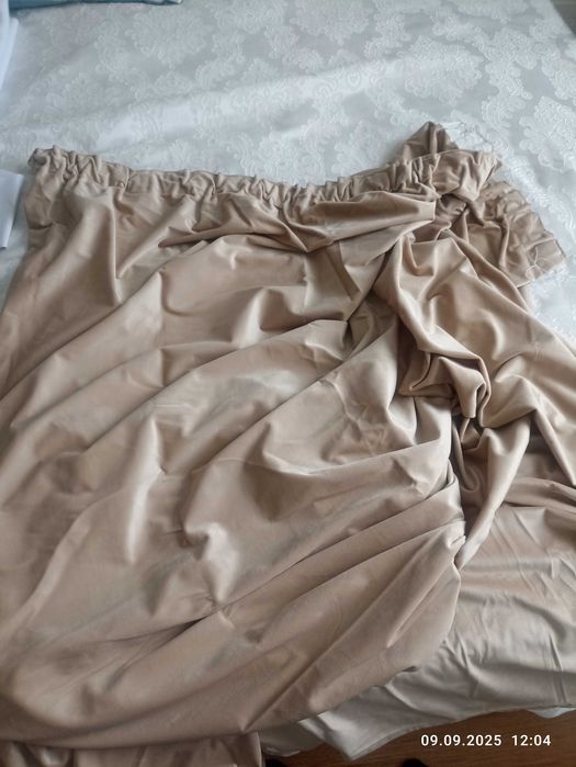 Комплект штор с тюлями и крючком новый