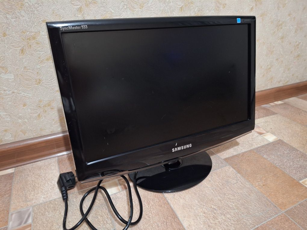 Монитор Samsung.