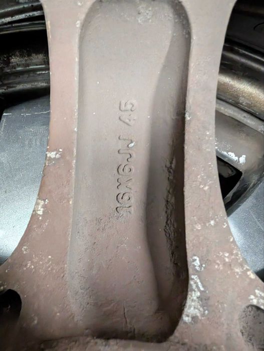 16" Джанти Toyota Prius 2 (5x100) + Зимни гуми 195/55/16 Falken (2020)