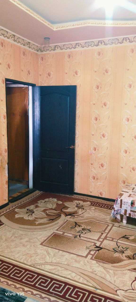 38000 $,  Квартира, Кадишева бозор ёнида, 1 хонали 2 хона килса булади