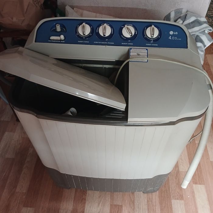 Продам б/у стиральную машинку LG 4 кг