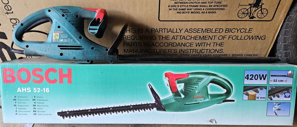 Foarfeca electrica Bosch ptr gard viu