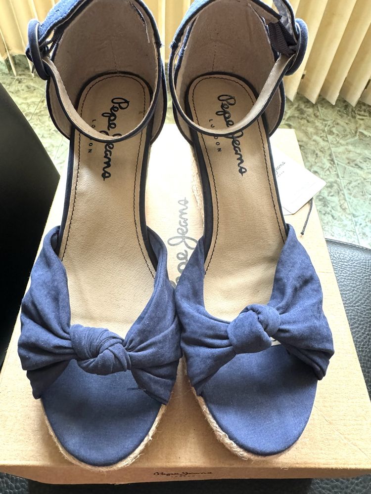 Сандали Pepe Jeans