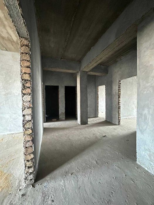 Продаю свою 3 комнатную квартиру в центре, Бульвар 117 кв.м.