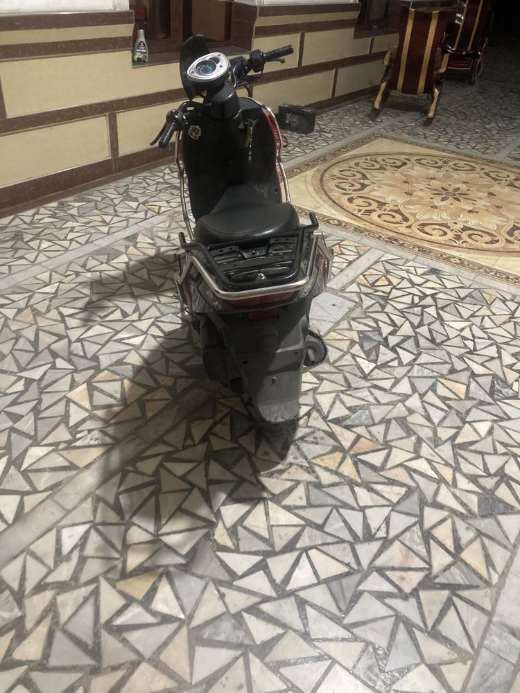 Scooter 80 кубовый состояние хорошее 2016 . года