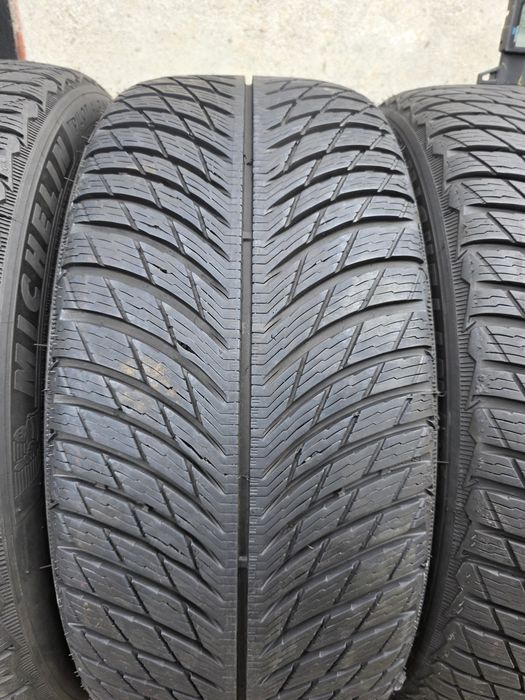 Vând patru anvelope de iarna michelin pilot alpin 5. 225 40 18  2721