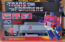 Transformers Optimus prime G1 40th Anniversary