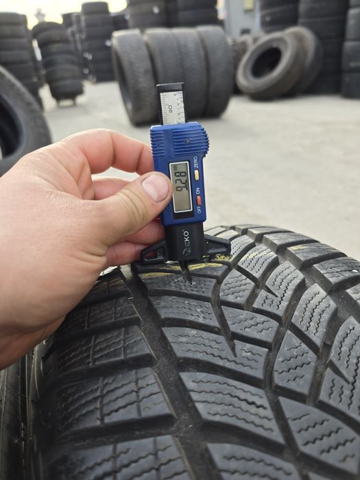 Anvelope de iarna 225-50r17 Goodyear