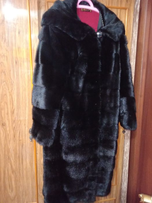 Продам норковую шубу