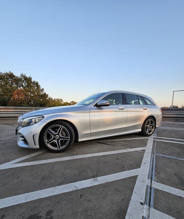 Mercedes Benz C AMG LINE