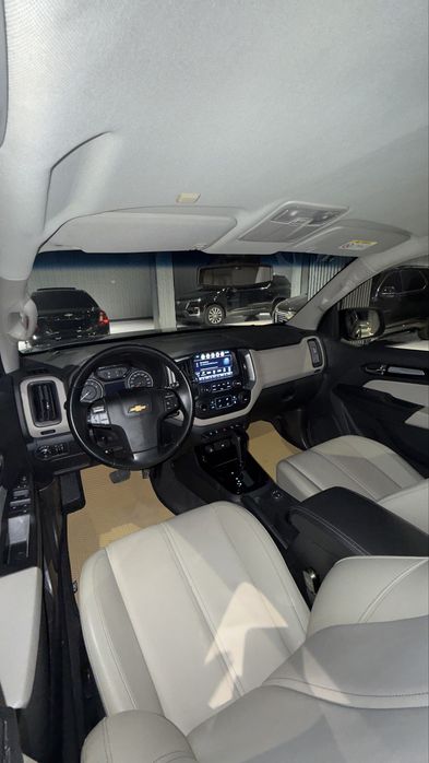 Traiblazer full yangi xolati