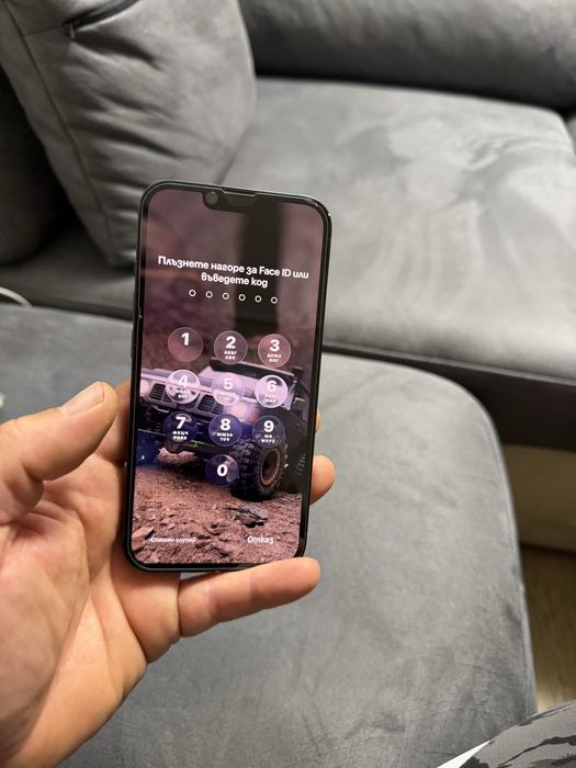Iphone 13 в перфектно състояние