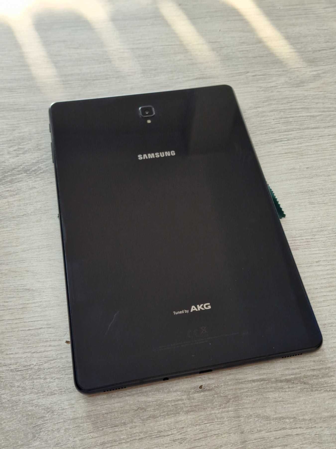 Таблет Samsung T835 Galaxy Tab S4 / 10.5 LTE / 64GB