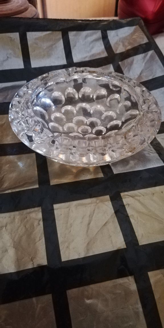 Кристални пепелници