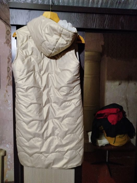 Безрукавки женские, мужские