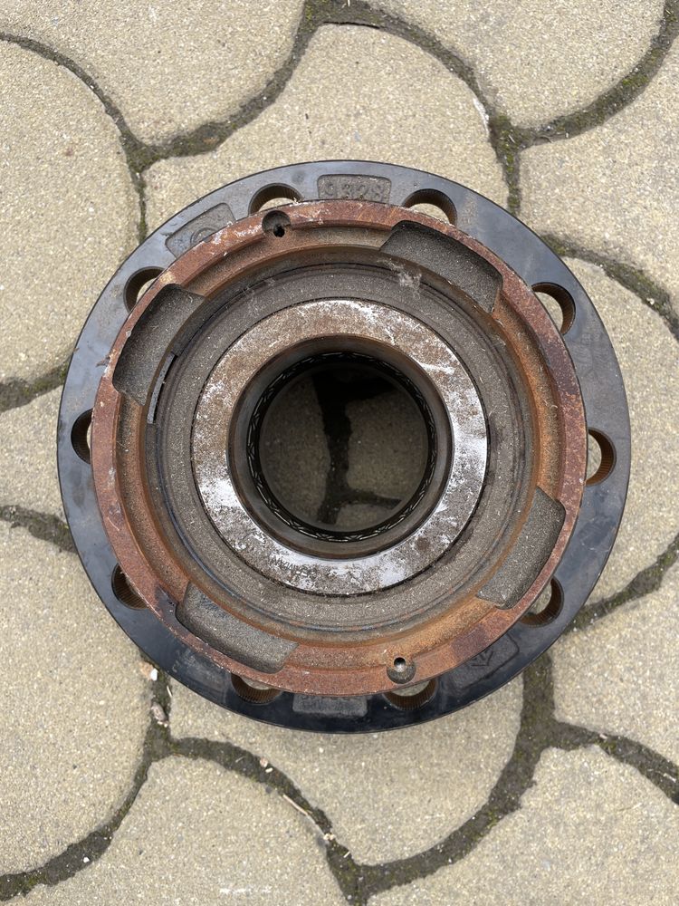 Butuc roata camion semiremorci SMB