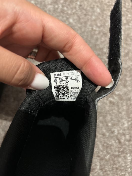 Adidas , marimea 32