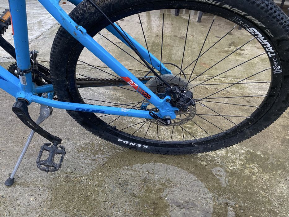 Vand bicicleta dhs terrana 27 care functioneaza impecabil