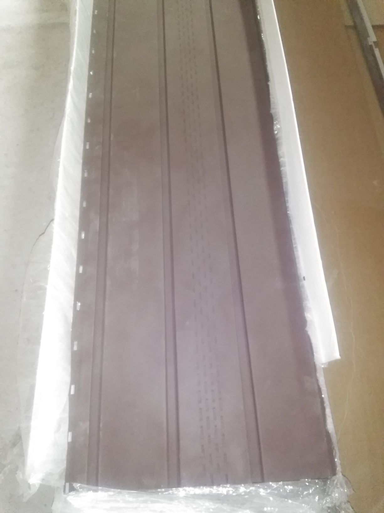 Vand sageac de tabla perforata 0.5mm ciocolatiu mat RAL 8017