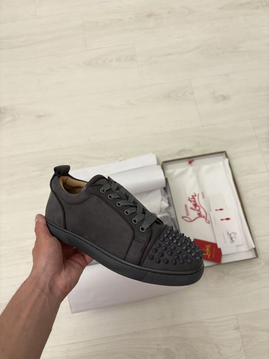 Louboutin grey low