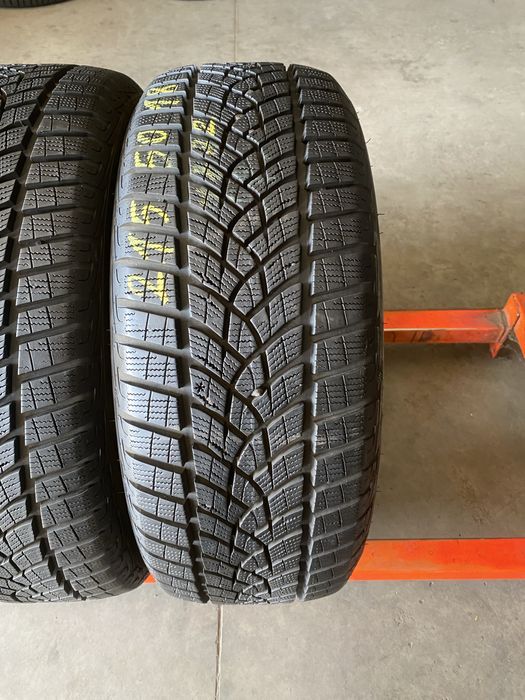Anvelope iarna 215/50/18 Goodyear Ultra Grip Performance 215 50 18 R18