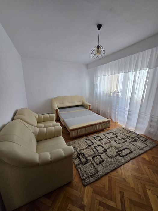 Închiriez apartament 3 camere Zona Mărăști Kaufland