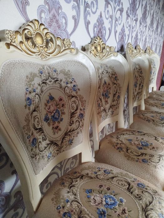 Стуллар сотилади