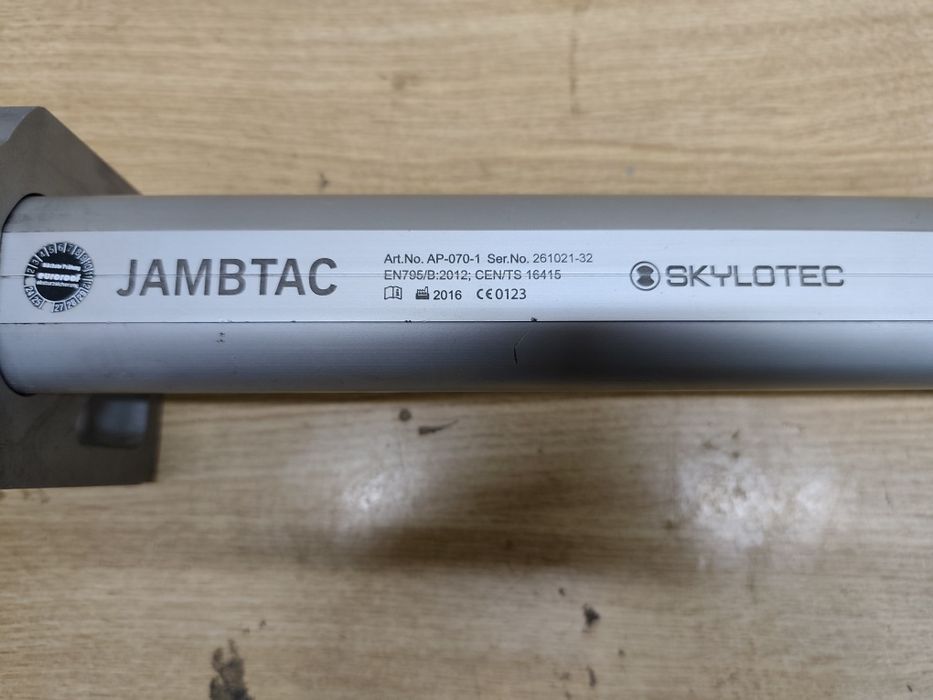Алпиниско оборудване Jambtac
