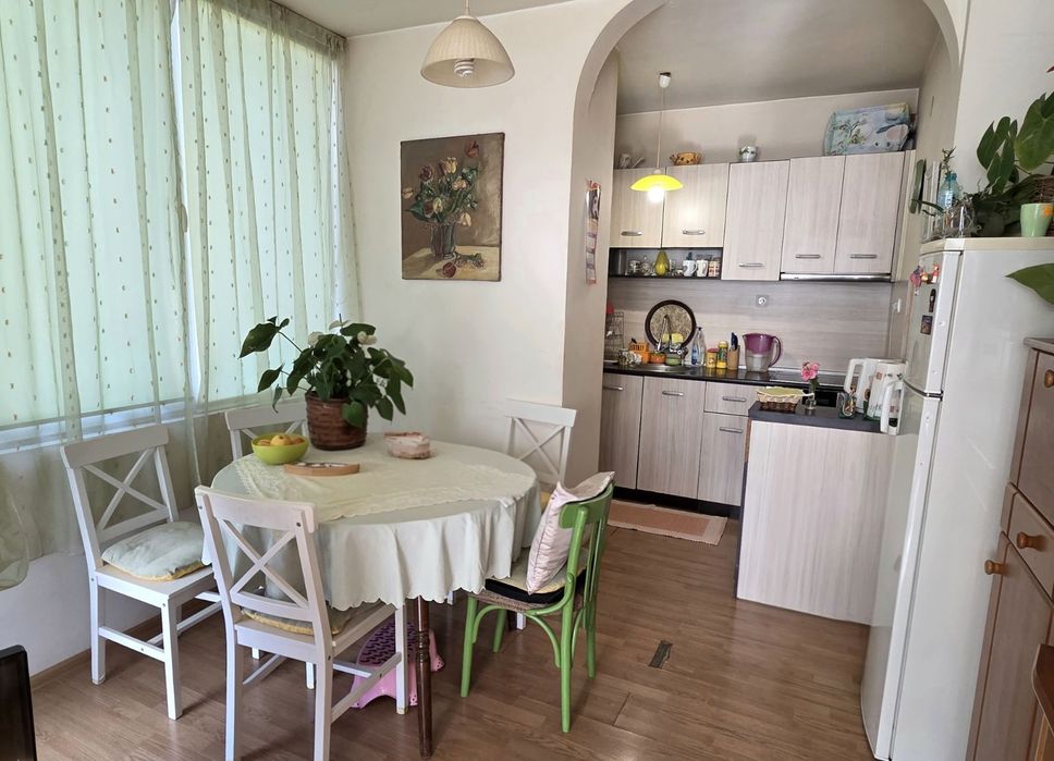 Тристаен апартамент идеален център гр.Кюстендил