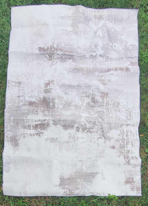 Covoare variate, 2 noi, 1 folosit, 120/80 cm.