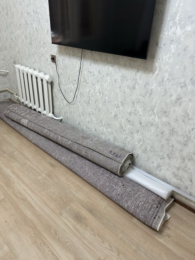 Продам два ковра