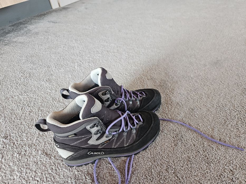 Bocanci de munte AKU