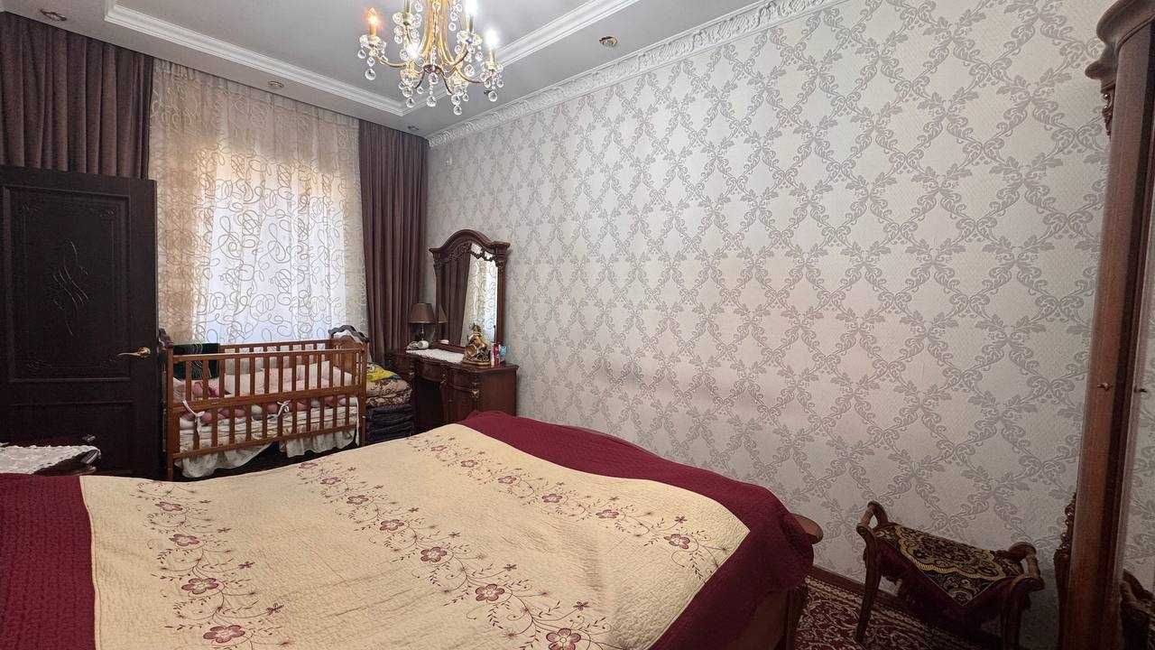 Дом на юнусабадском районе!!