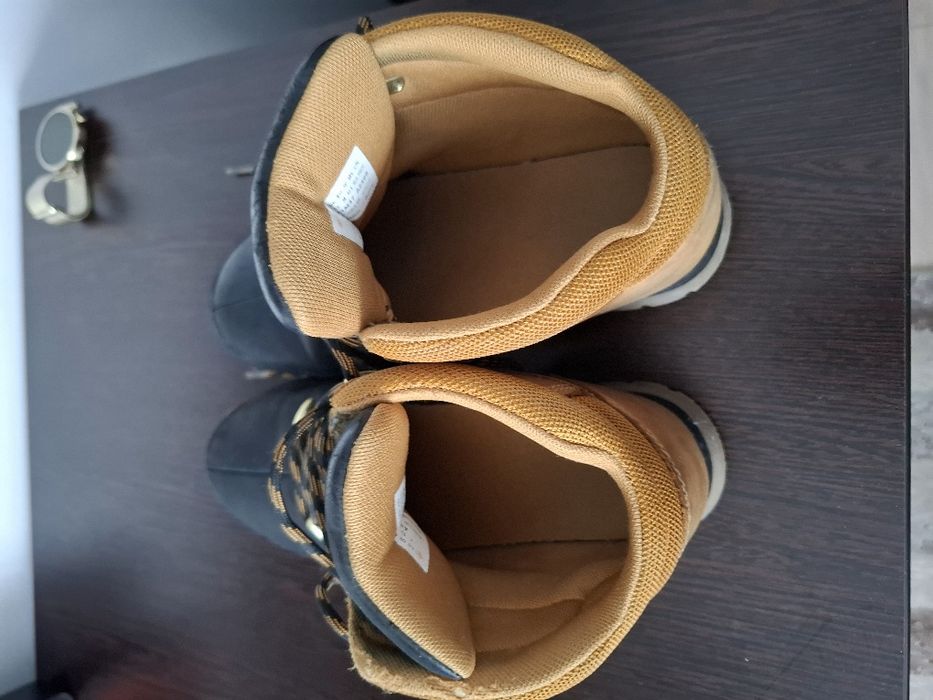 Ghete Timberland 37, interior 22,5 cm