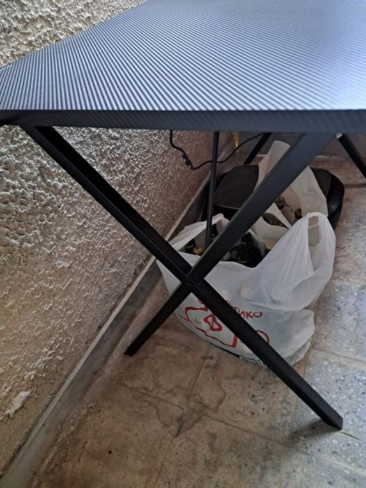 Продавам геймърско бюро Геймърско бюро Genesis Holm 200 RGB - NDS-1606