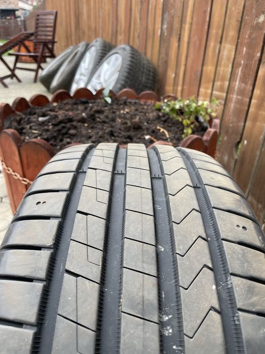 Vand 2 cauciucuri vara Hankook noi!!