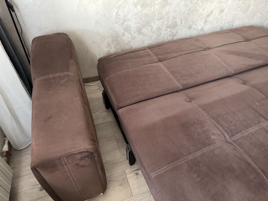Canapea extensibila 3 locuri si fotoliu