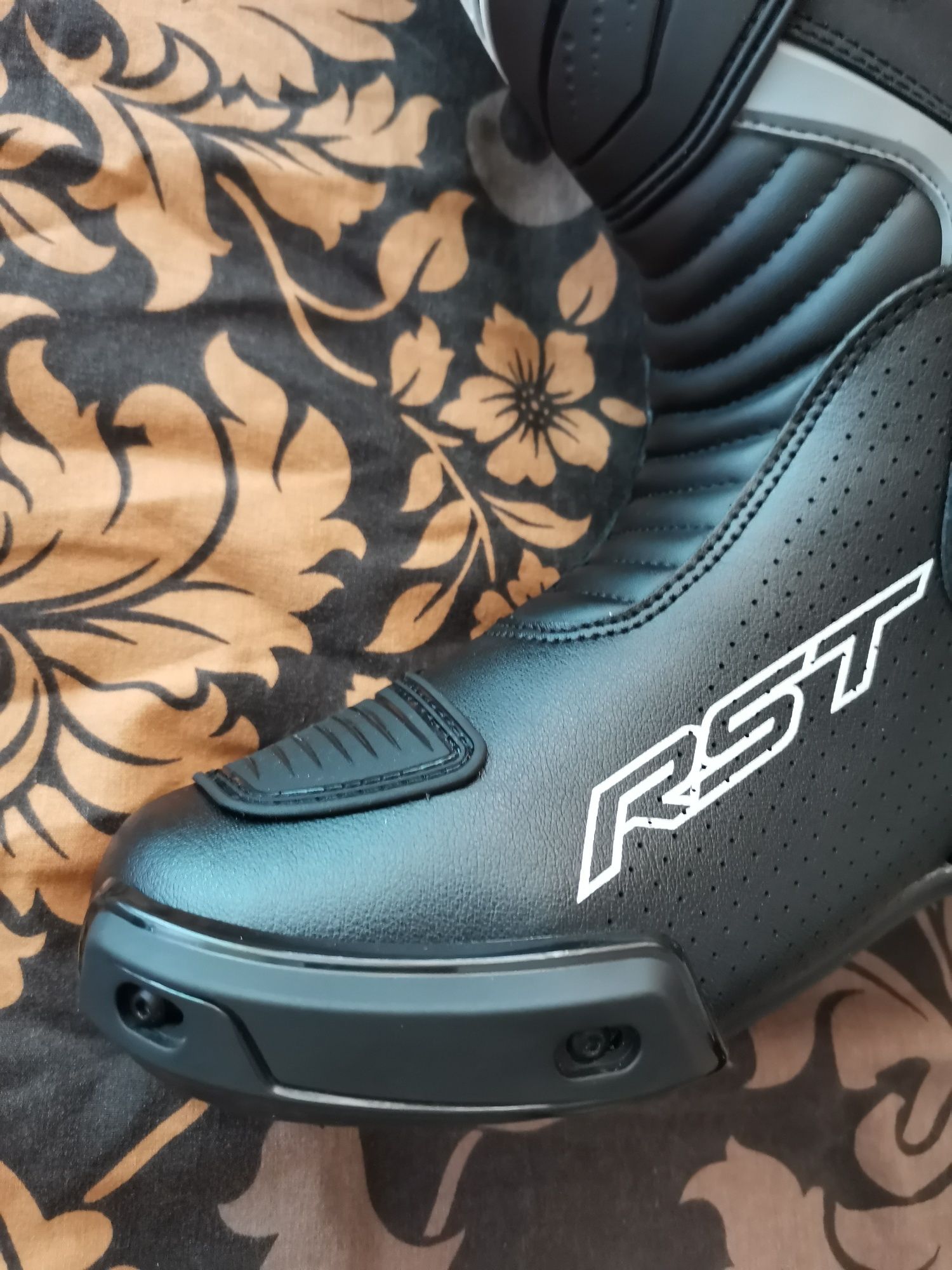 Ботуши за мотор RST S1 CE
