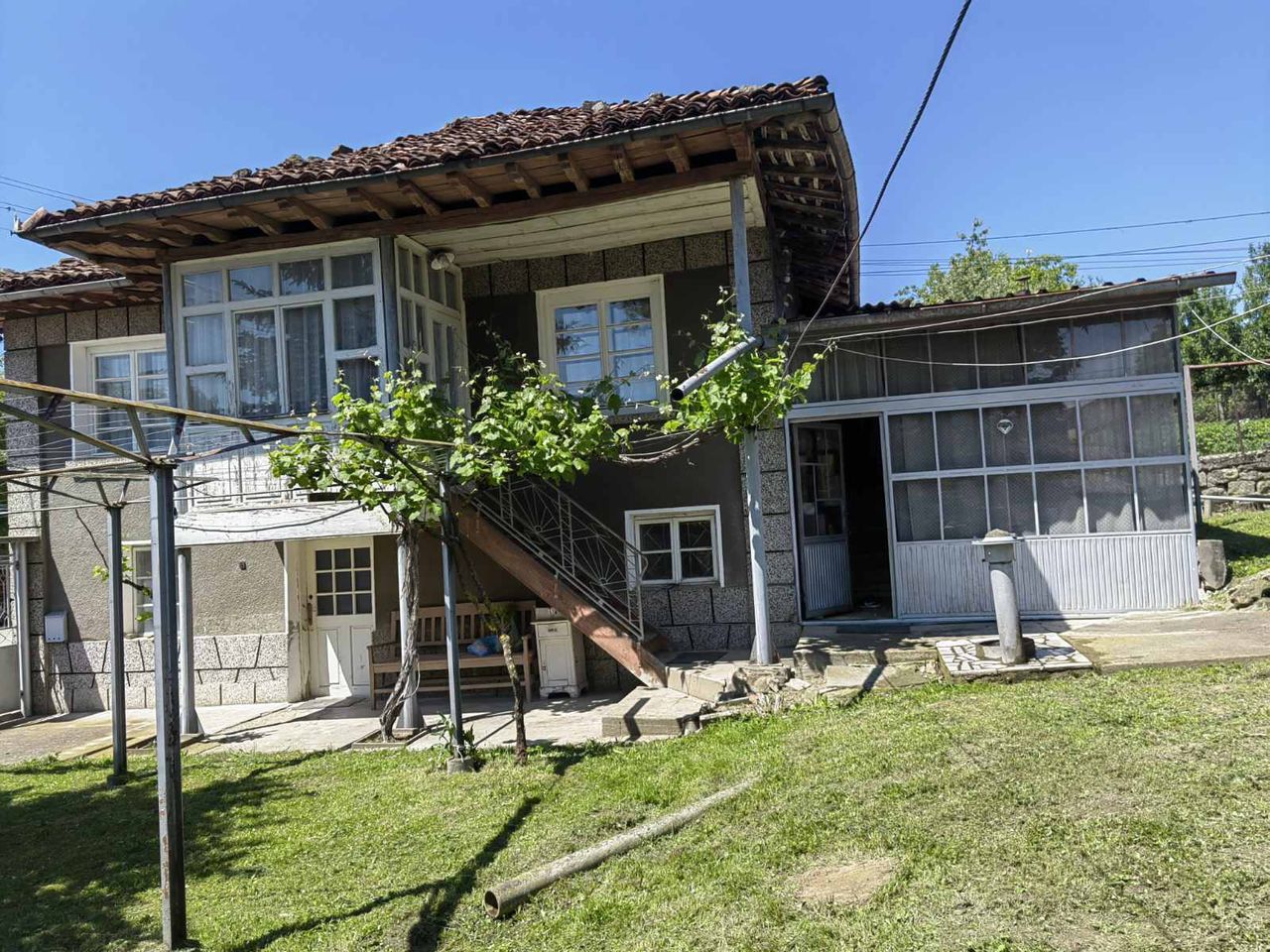 Продава се Къща в Елена - 100 кв.м за 520 €/кв.м - Снимка #3