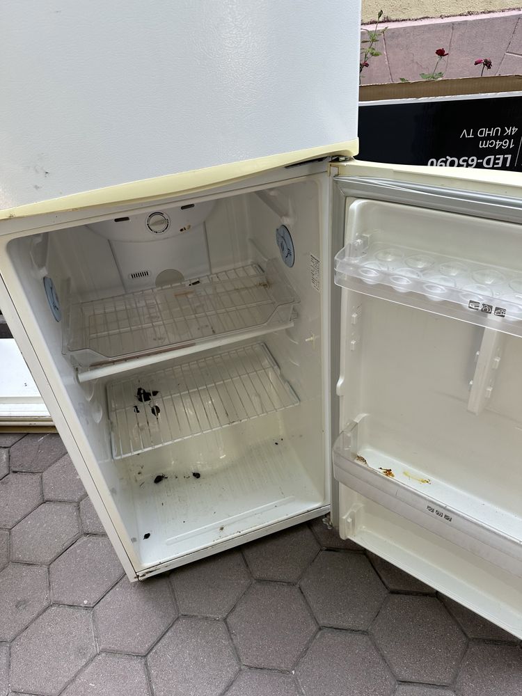 Холодильник бу Самсунг