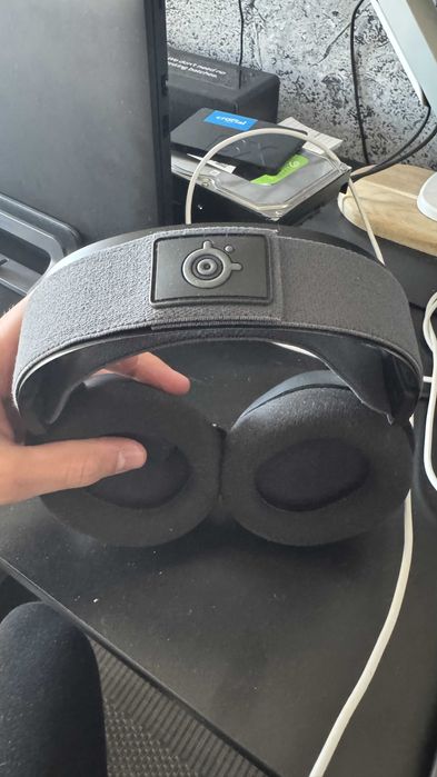 Arctics + 7 SteelSeries Casti