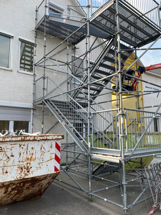 Scara exterior galvanizata