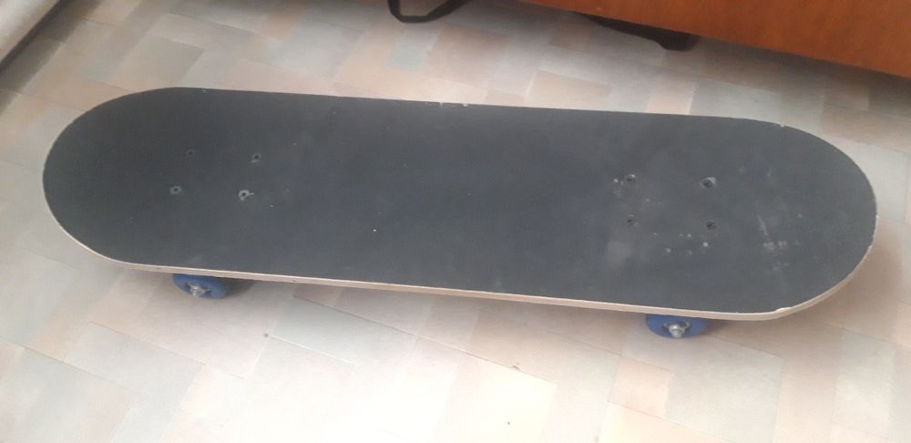 Продам скейтборд