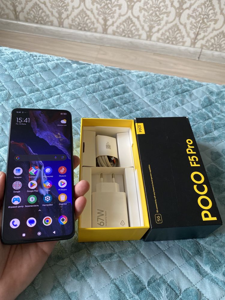 Poco F5 pro. 5G.  12/512